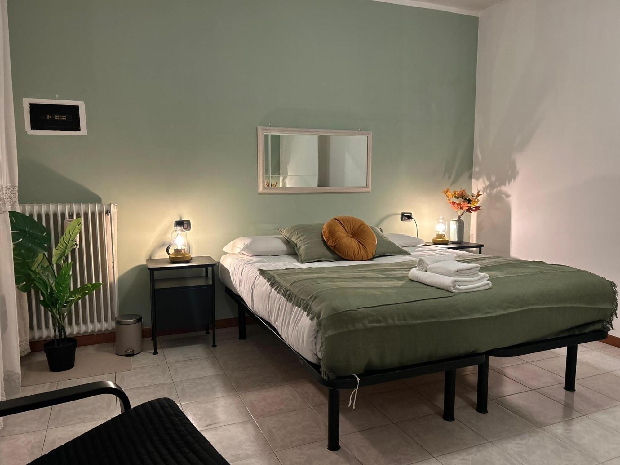 Accogliente Stanza Privata Con Bagno Privato - Daniele'S House Apartment San Donato Milanese Exterior foto